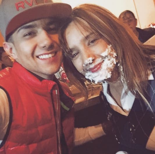 El primer cheque que recibió por una presentación, siendo ya profesional, se lo entregó a su madre para que pudiera comprar una casa.