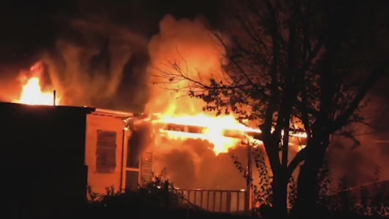 <b>Te puede interesar</b>: Según datos del Departamento de Bomberos de Filadelfia y de la Cruz Roja los incendios en el hogar son la principal emergencia a la que responden y durante el otoño aumentan, por lo que hacen un llamado para tener un plan familiar, así como verificar los detectores de humo.