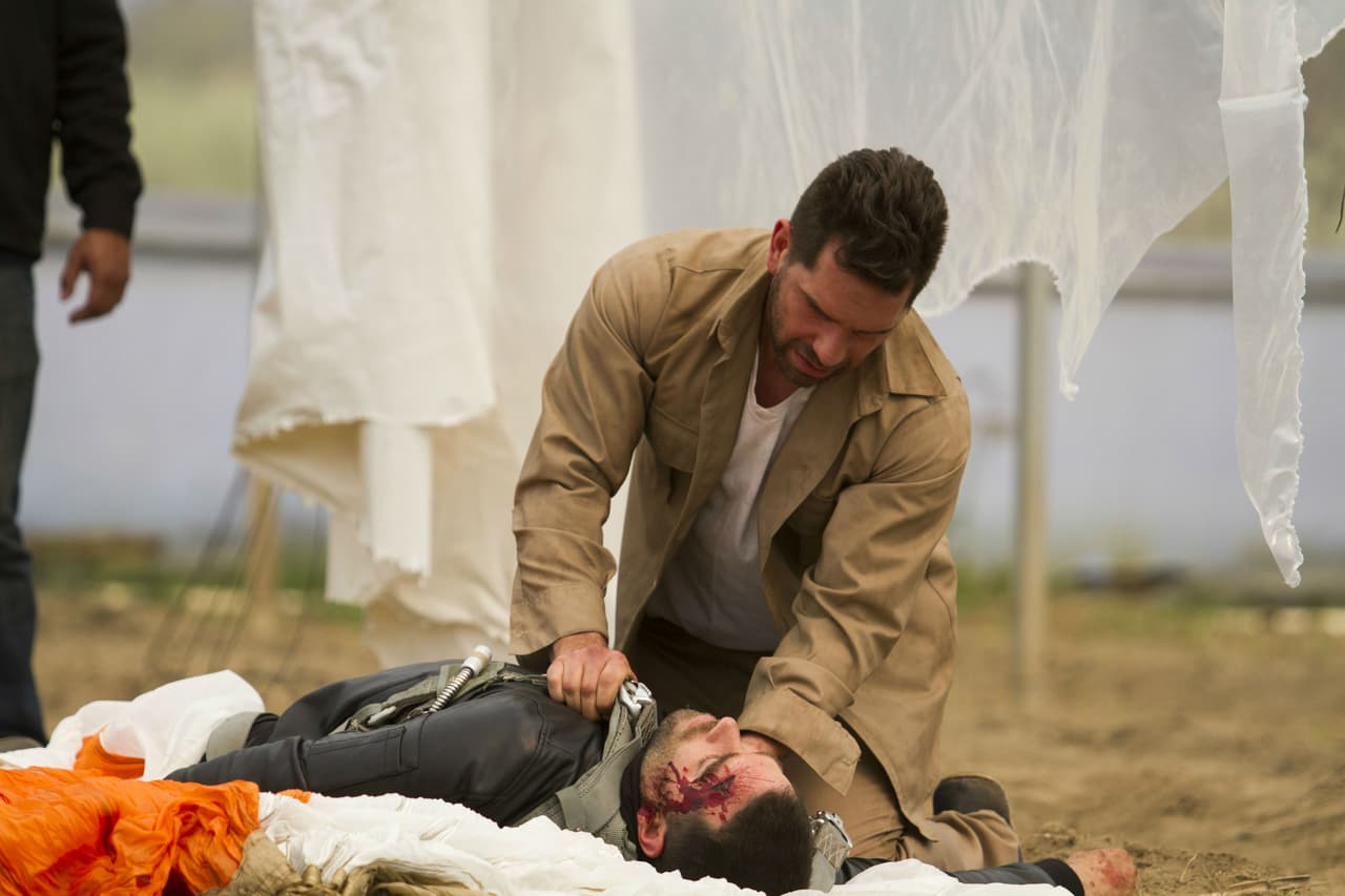 John le agradeció por dar la vida por la suya y le juró que jamás lo olvidaría.