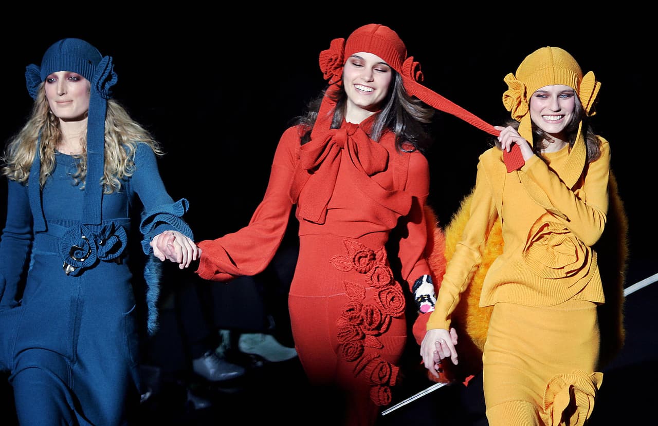 La influencia de Rykiel ha llegado hasta las nuevas generaciones de creadores. Diseñadores como 
<a href="http://www.univision.com/personas-jean-paul-gaultier">Jean Paul Gaultier</a>, Alber Elbaz, Martin Margiela, y 
<a href="http://www.univision.com/austin/kakw/hillary-clinton-honra-a-ralph-lauren-video">Ralph Lauren</a> le han rendido tributo.
<br>