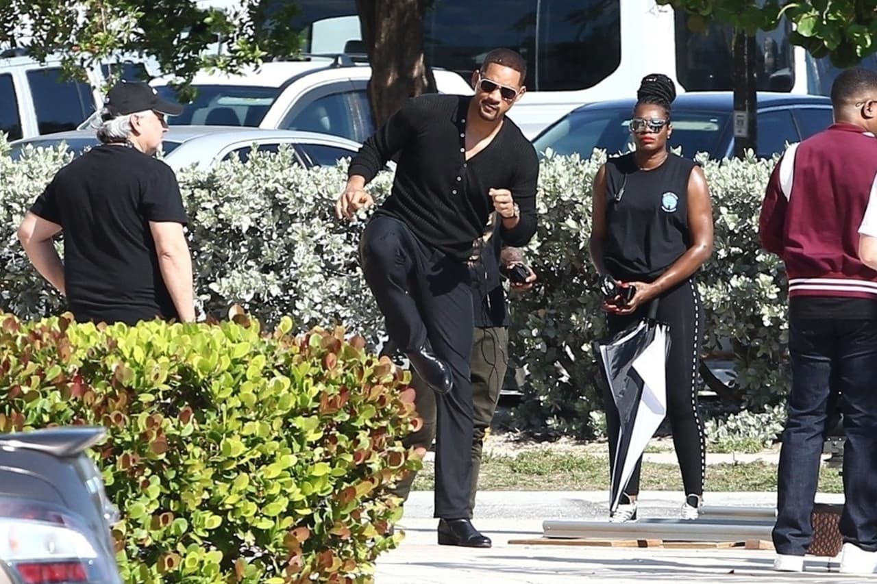 Incluso, Will Smith se mostró bastante relajado y se dio el lujo de realizar algunos pasos de baile ante la mirada de sus compañeros de producción.