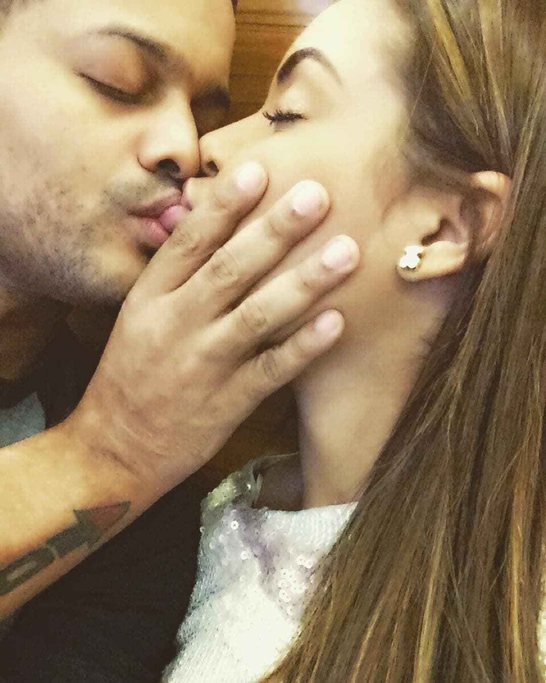 Al finales de ese mismo año Nabila quedó embarazada.