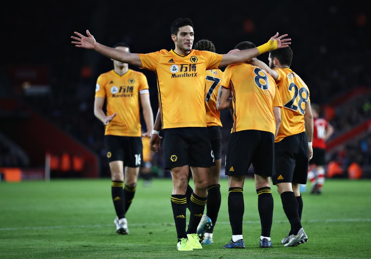 Bednarek (15’) y Shane Long (35’) aventajaron a los locales. Neto descontó al 53’ y Raúl Jiménez anotó de penal al (65’) y el segundo tanto del mexicano cayó al 76’.