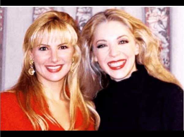 La actriz y cantante mexicana
<b><a href="https://www.univision.com/famosos/alejandra-avalos-quiere-contratar-un-medium-para-averiguar-que-le-paso-a-jose-jose-fotos">Alejandra Ávalos vivirá eternamente agradecida</a></b> con su amiga y colega de actuación,
<b>Edith González</b>, quien ella entiende fue clave para
<b>extenderle la vida a su padre</b>, don Carlos Mario Ávalos, luego de que fuera diagnosticado con cáncer de colon.