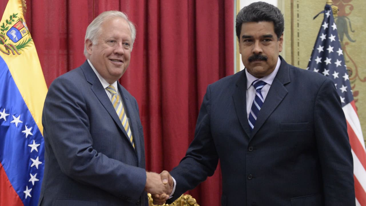 Estados Unidos y Venezuela retoman el diálogo en medio de dudas