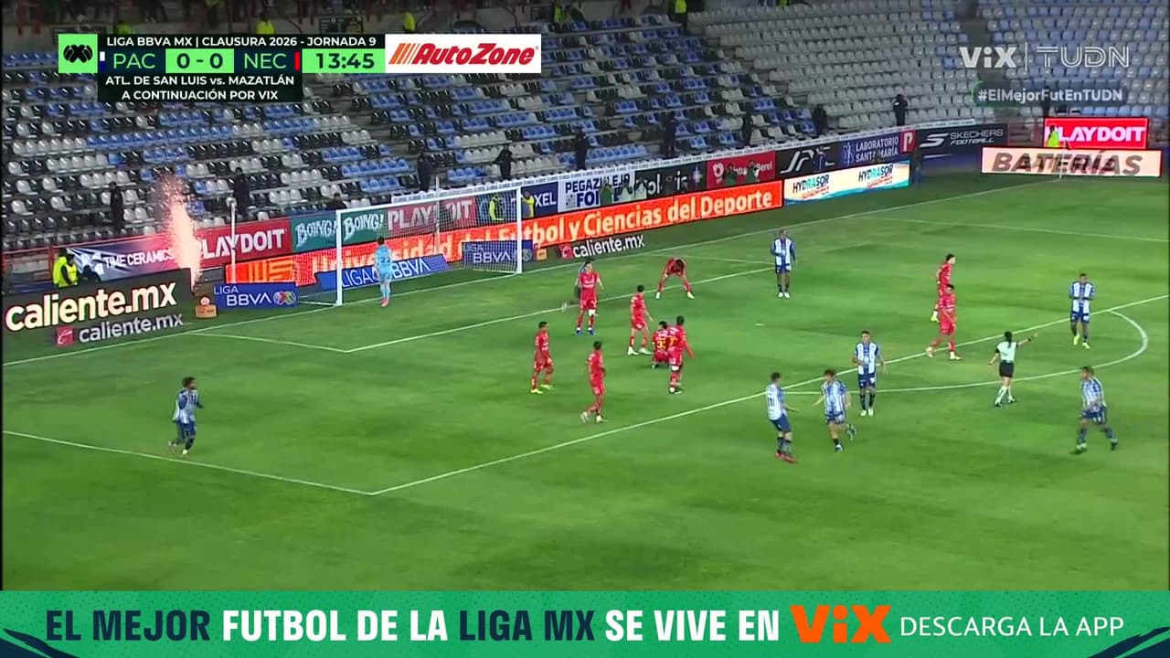 Alexéi Domínguez marca el primero de Pachuca con gran definición