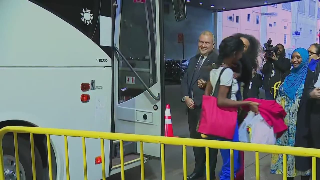 Nueva York ha enviado a más de 19,000 inmigrantes a otras ciudades de Estados Unidos