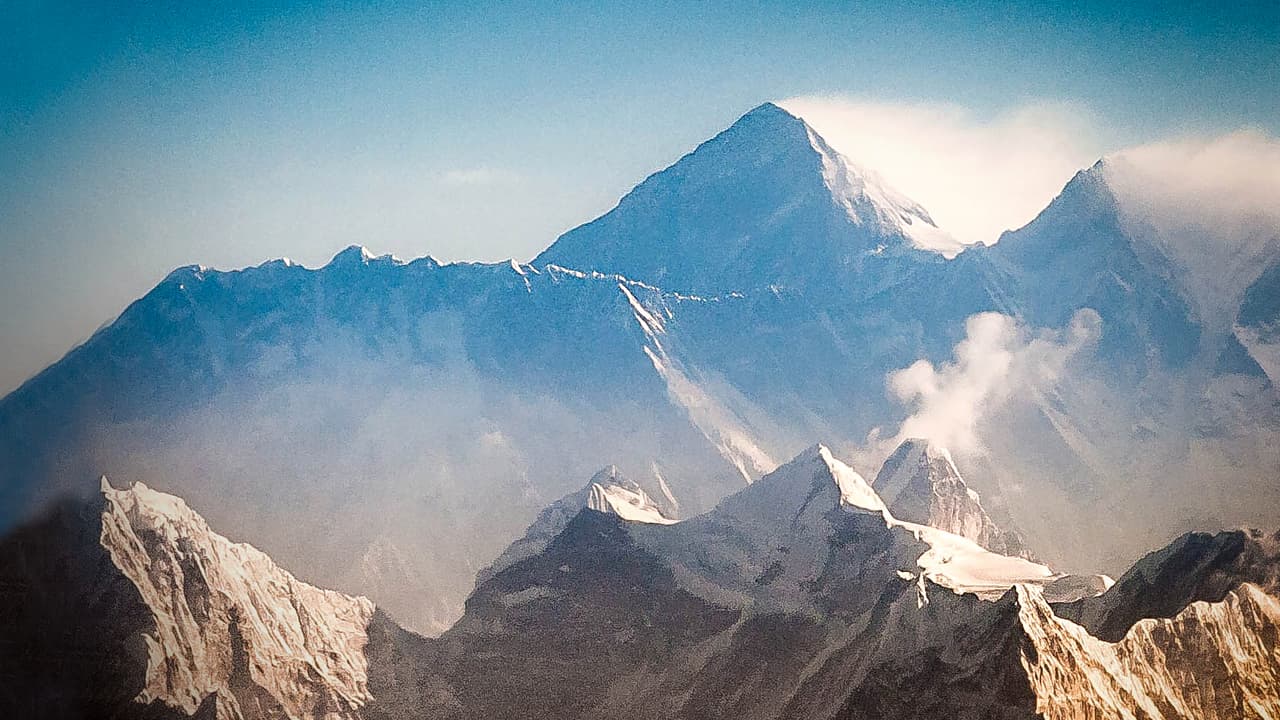 Un boricua escalará el Monte Everest en honor a las personas con Alzheimer
