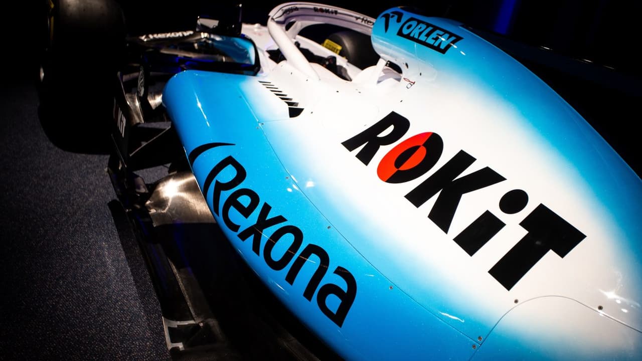La presencia de ROKiT es lo suficientemente visible en la parte superior del monoplaza.