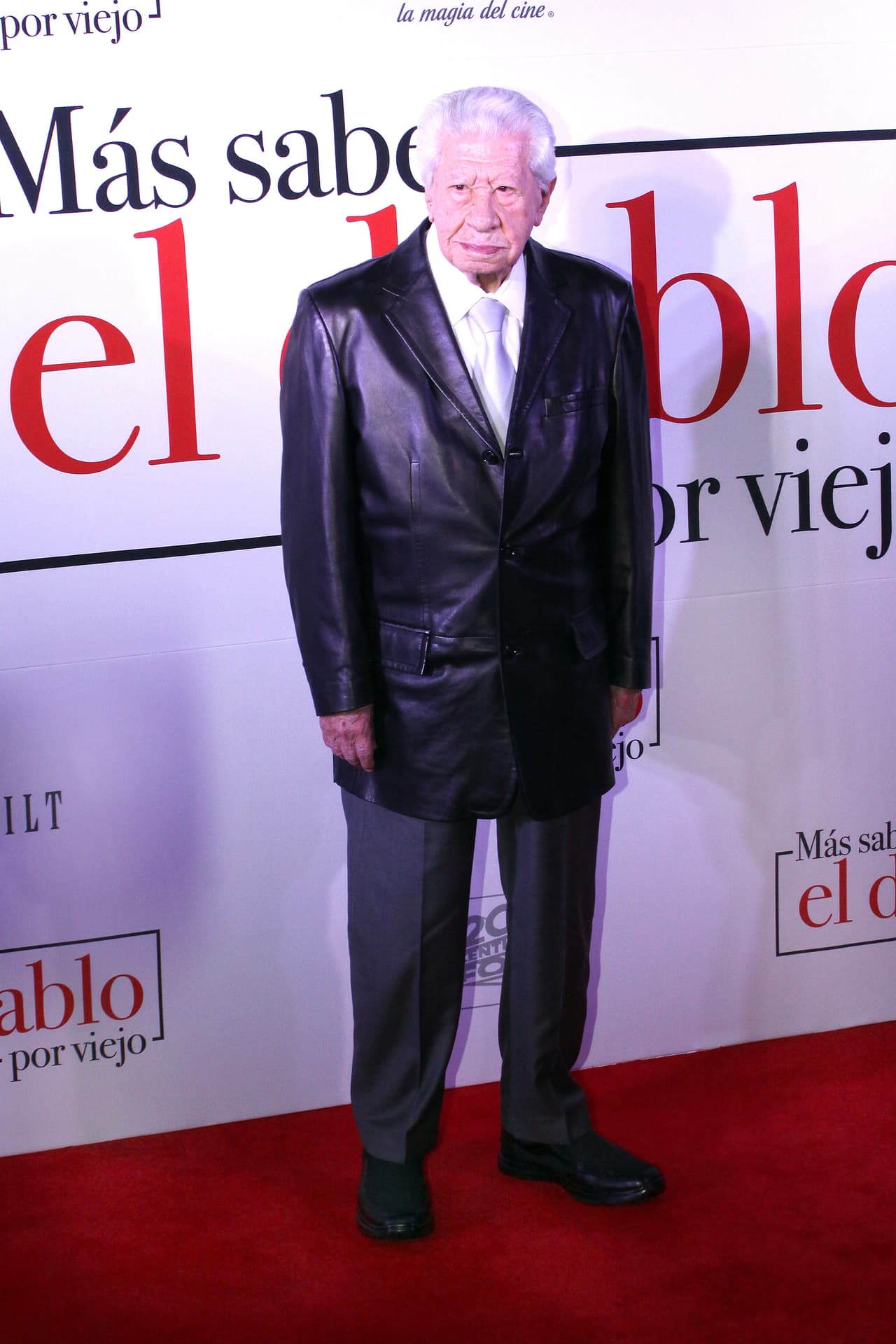 “Se va a cumplir un gran deseo que yo tenía desde hace muchos años, que era estar en una obra con mi hijo; cada vez que yo lo veo en el escenario me surge la idea y el deseo de estar juntos y de disfrutar en escena como disfruto el trabajo de muchos compañeros, se cumple ahora, porque nunca habíamos estado solos, solos, que era lo que yo deseaba” dijo esa ocasión en declaraciones que reseñó 
<a href="https://www.milenio.com/espectaculos/teatro/ignacio-lopez-tarso-cumple-sueno-vida-teatro" target="_blank">Milenio</a>.