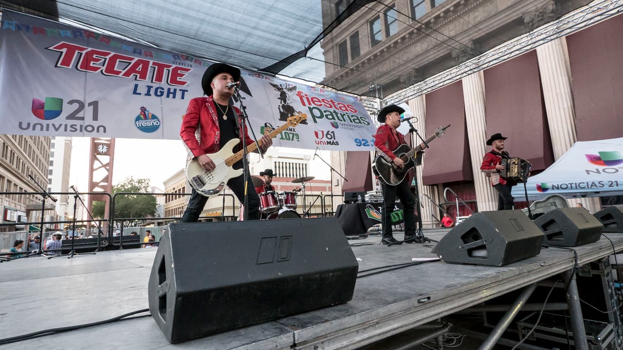 La celebracion de Independencia en el Fulton Mall