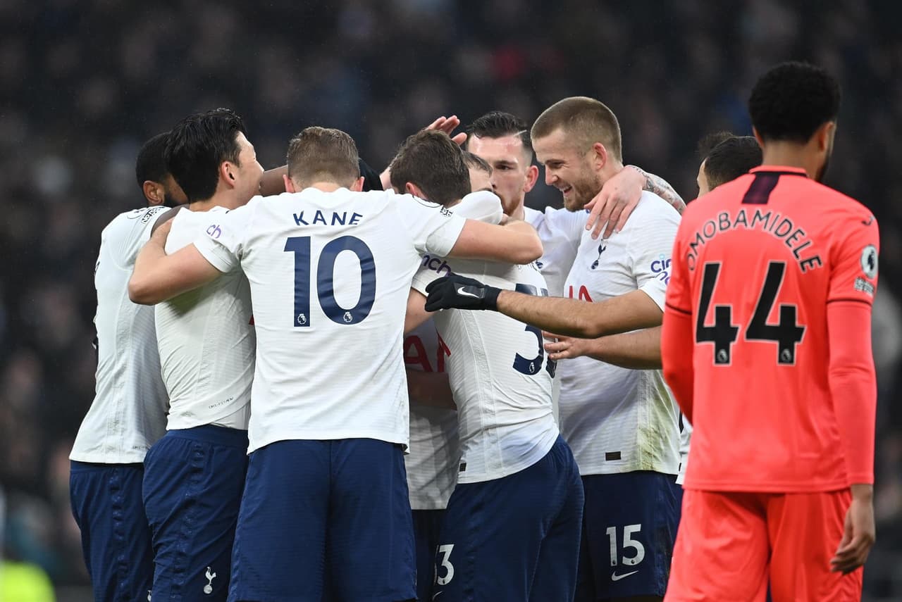 Con goles de Lucas Moura, Davinson Sánchez y Son Heung-Min, el Tottenham se impuso el fin de semana ante Norwich City 3-0 y ya acumulan 4 partidos sin derrota en esta temporada de la Premier League.