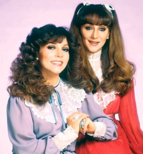 La actriz está pendiente de ella ahora que está bajo tratamiento para combatir la enfermedad.