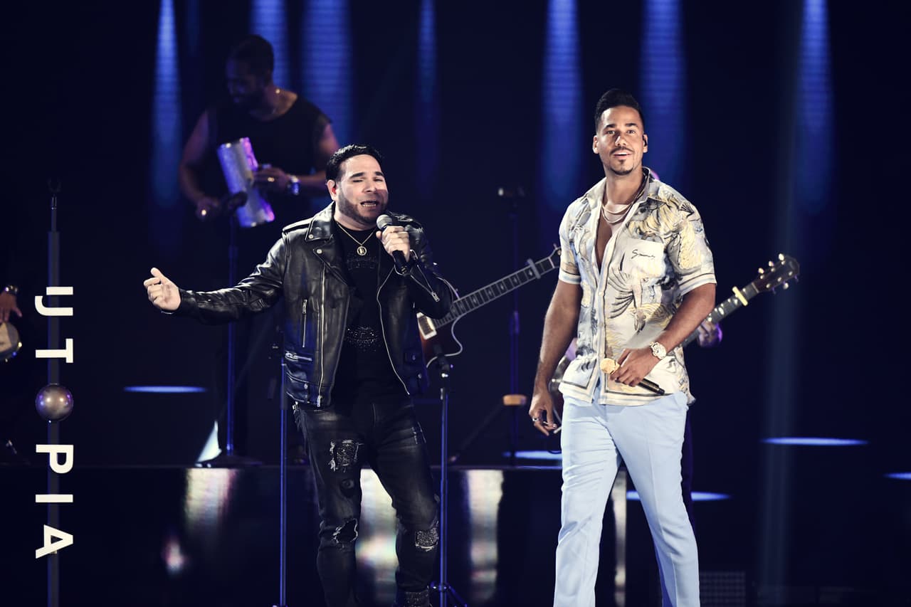 Los tres interpretaron los temas ‘Payasos’ y ‘Canalla’, una colaboración pocas veces vista en un escenario.