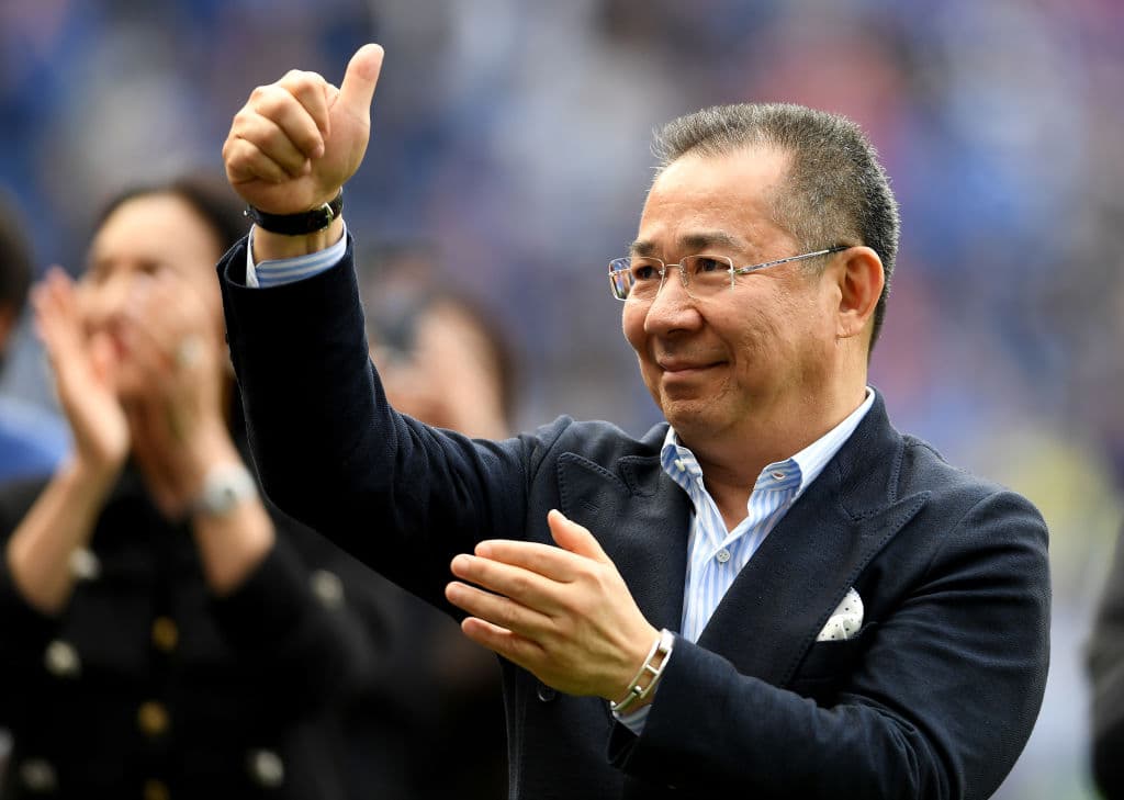 <b>Vichai Srivaddhanaprabha</b> era el dueño del equipo de fútbol inglés Leicester City. El tailandés tenía 60 años y también falleció en un accidente en helicóptero cerca del estadio del club.