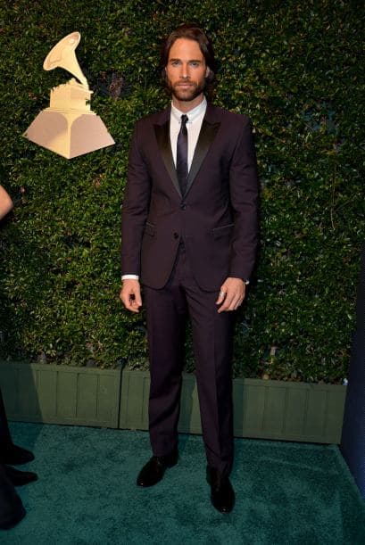 La pareja del momento está disfrutando de su amor por todo lo alto en Latin GRAMMY. Aquí te traemos su historia de amor.