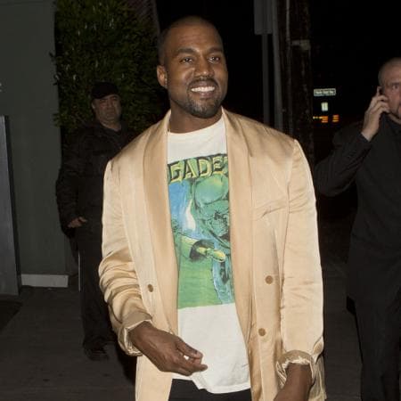 Para West, nadie entendió lo que trató de plantear en la enredada entrevista que concedió al portal de noticias TMZ. El cantante negó haber dicho que la 
<b>esclavitud era una opción</b>. A cambio, señaló que el malentendido se debió a un 
<b>problema de lenguaje</b> y no de ideas.