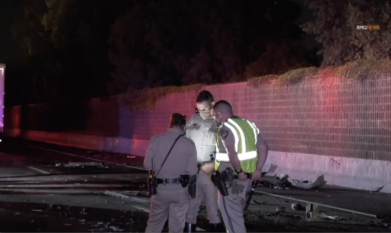 Las autoridades estaban investigando si hubo drogas o alcohol involucrados en el accidente, informó la CHP.