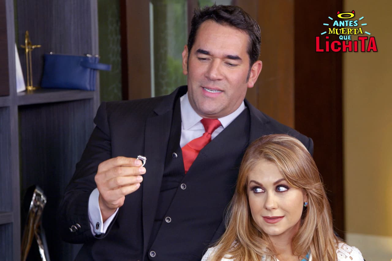 Augusto chantajea a Luciana con mandarla de regreso a Argentina si no deja en paz a Alex.