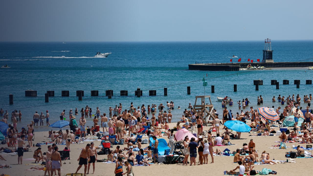 Verano en Chicago: autoridades advierten sobre riesgos en el lago Míchigan y el río Chicago