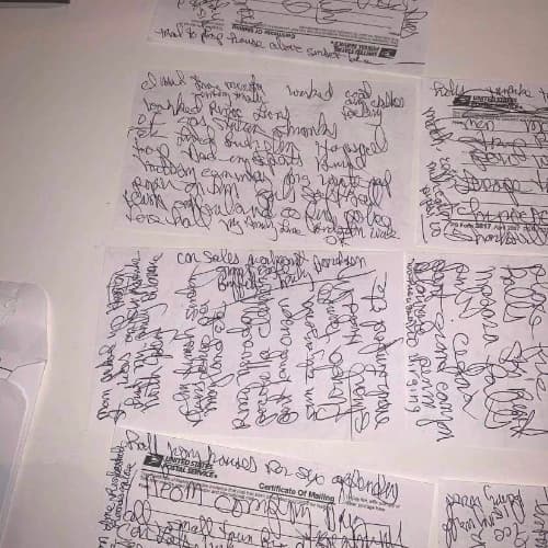 Jackie Rodríguez, quien ha sido la portavoz de la familia de la niña desaparecida desde el 16 de septiembre de 2019, recibió una carta parecida a las encontradas hace unos días en Ohio. Las autoridades investigan los datos ofrecidos en los escritos y piden ayuda de la comunidad para resolver el caso.
<br>