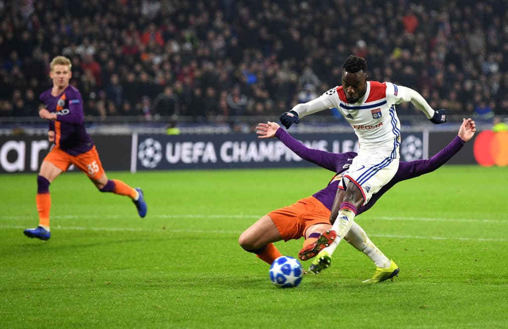 Pero de nueva cuenta, el hombre del partido, Cornet, a pase de Memphis Depay, anotó el 2-1 a los 81 minutos, una definición excelsa dentro del área para el de Costa de Marfil.