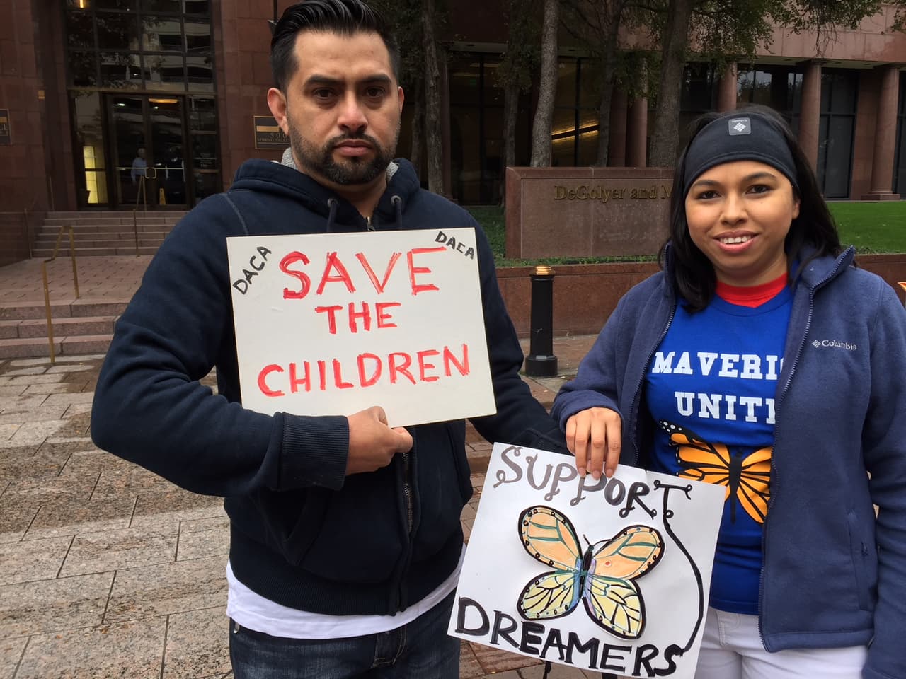 Los activistas y jóvenes con DACA piden que el Congreso apruebe una legislación que legalice su estatus antes de que más dreamers pierdan la protección que les da el programa.