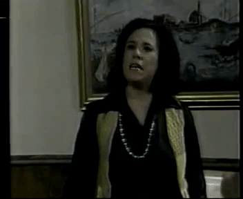 ¿Recuerdas a la maestra 'Godzilla'? La 'Profesora Bonilla' era interpretada por Martha Zavaleta. Llevó a la vida real su papel como directora, pues es en ese entonces era la directora del Centro de Educación Artística de Televisa.