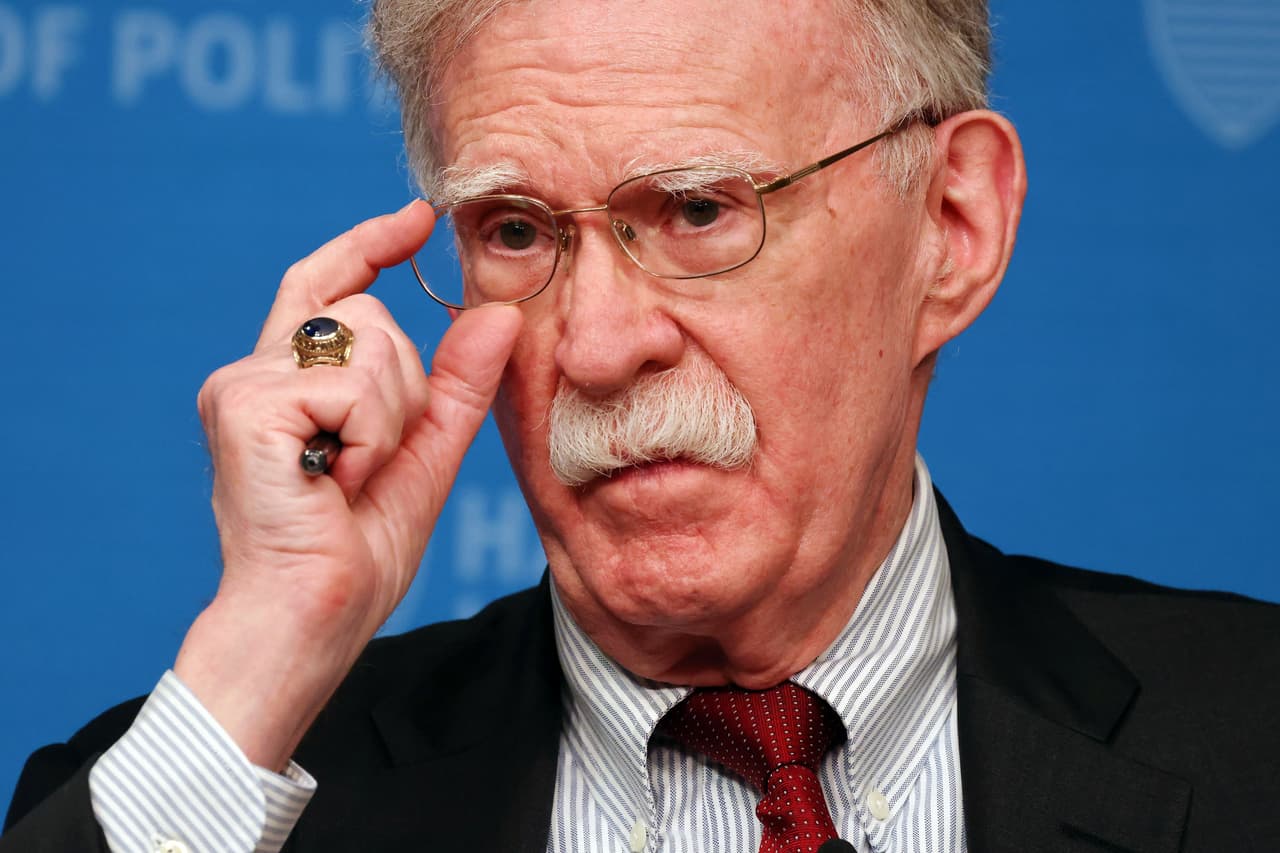John Bolton, exasesor de Donald Trump, se declarará culpable de retener información clasificada, según reportes