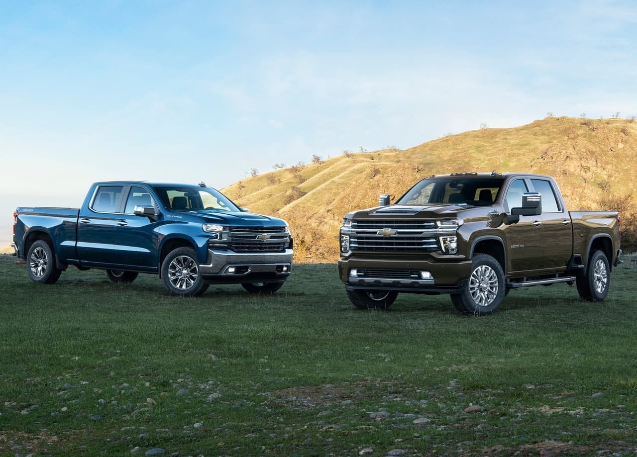 <h3 class="cms-H3-H3"><b>2. Chevrolet Silverado</b></h3>
<br>
<br>586,675 unidades vendidas durante 2020.
<br>
<br>Comparado al 2019, las ventas de la Chevrolet Silverado en su versión de carga ligera cayeron un 0.5%, mientras que en las variantes heavy duty las ventas han incrementado un 14%.