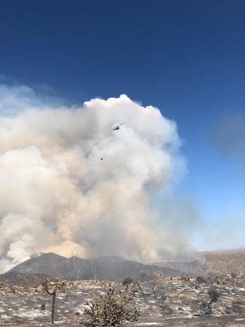 De acuerdo con un comunicado, los residentes 
<i>que estén preocupados</i> deben comunicarse con la oficina del alguacil local 
<b>para registrarse para recibir alertas y notificaciones de evacuación</b>,
<br>