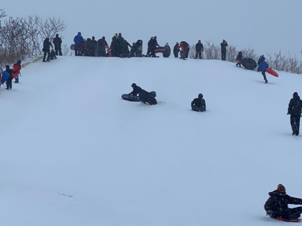 Con una vista impresionante, ya que por un lado puede apreciarse el 'Skyline' de Chicago y por el otro el Lago Michigan.