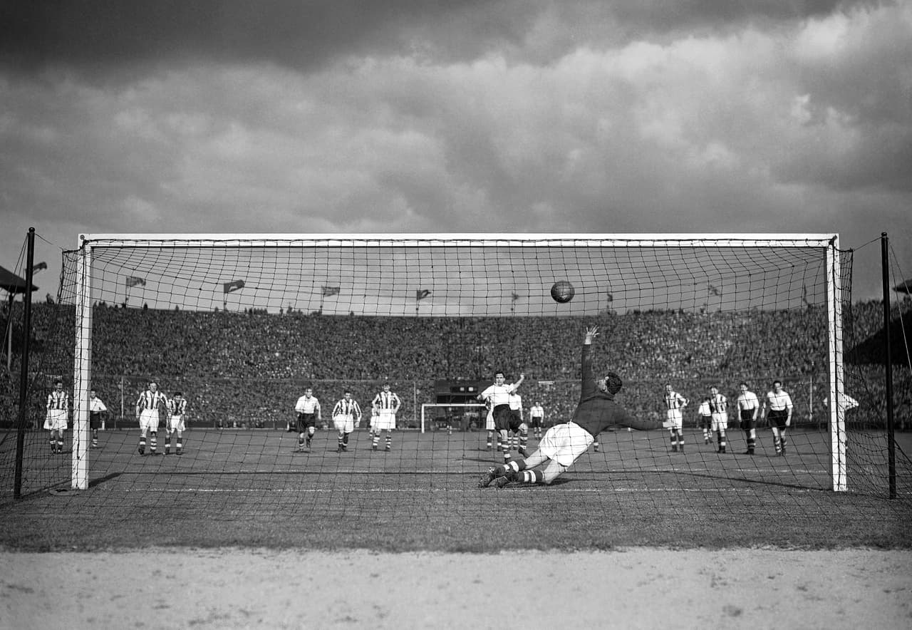 Pero ¿cuál es la actualidad de aquellos legendarios doce clubes después de más de 130 años de historia? Aquí vamos.