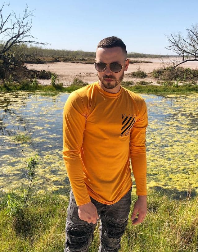 En redes sociales, el cantante cuenta con una amplia base de fans. En Instagram, suma más de 840 mil seguidores, quienes constantemente elogian su galanura y atractivo.