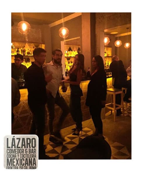 Tiene un restaurante bar en una conocida zona de la Ciudad de México.