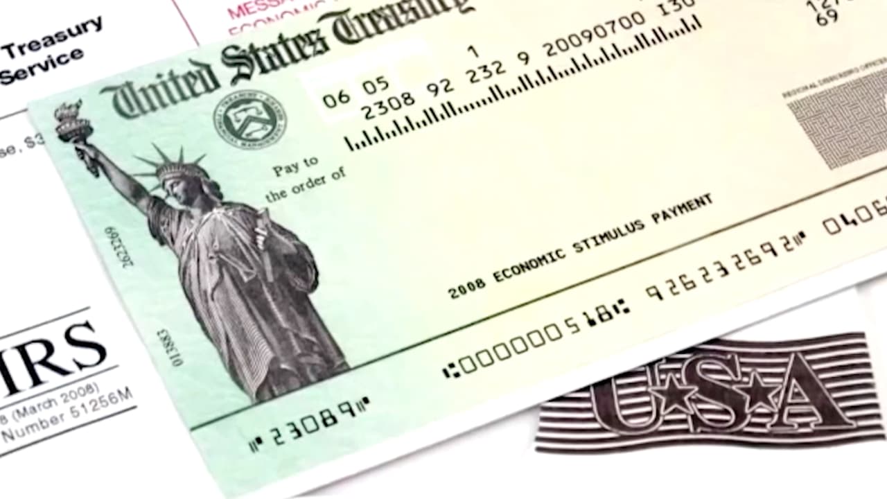 Enviar un cheque de $600 con dinero de aranceles: el plan de un senador con un difícil camino en el Congreso