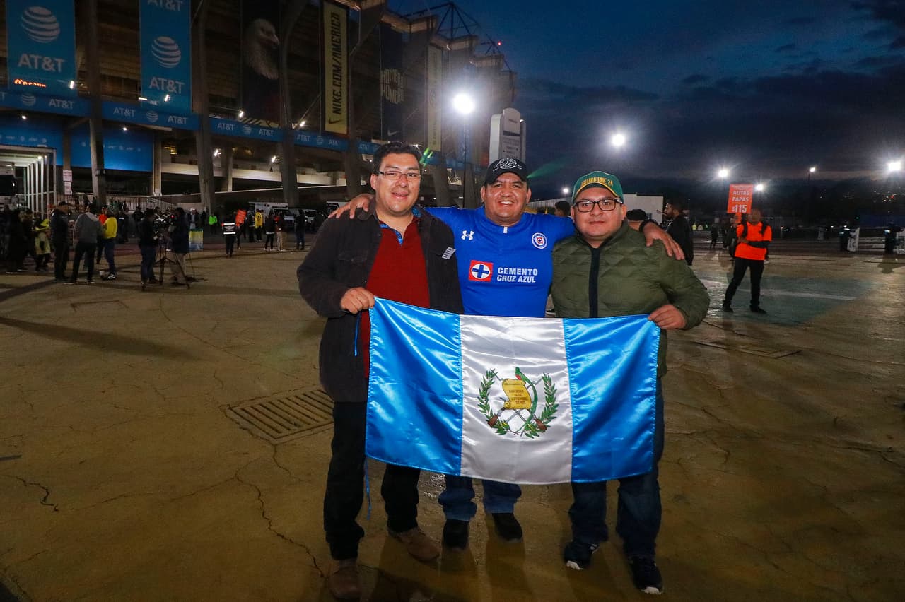 Apoyo internacional Celeste: la legión de Guatemala que llegó a apoyar al Cruz Azul.