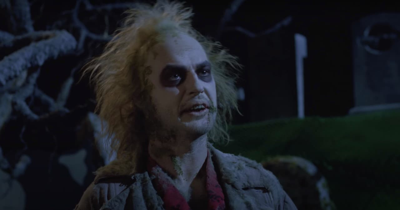 Michael Keaton fue el protagonista de ‘Beetlejuice’ interpretando al excéntrico fantasma. Al año siguiente, volvió a trabajar con Tim Burton en ‘Batman’.