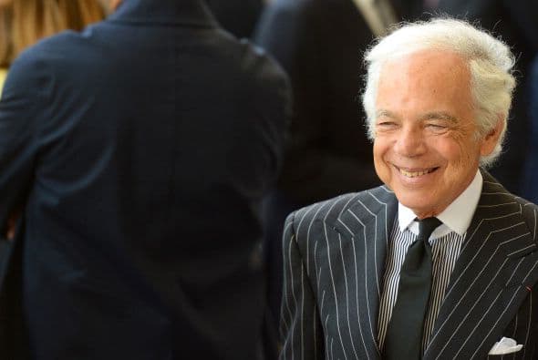RALPH LAUREN. Este experto en moda es un fanático de los autos que ha gastado más de 50 millones de dólares en ellos. También hizo un documental en 2011llamado “Velocidad, estilo y belleza”.