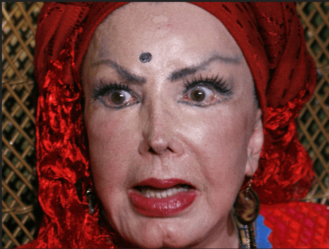 A mediadios de los años 70 'La Tigresa' conoció al empresario Alejo Peralta. De ese romance la actriz decidiría -muchos años después y ya entrada en los 70 años de edad- que se embarazaría in vitro, luego de que asegurara tener esperma de su amante, fallecido en 1997.