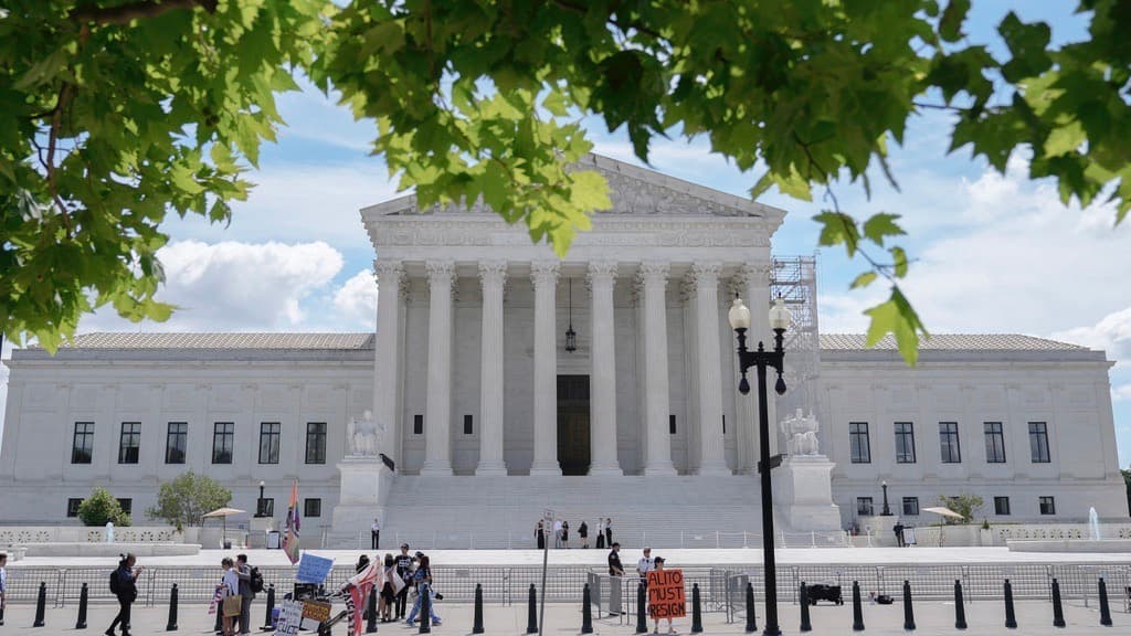 Corte Suprema escuchará caso sobre las prohibiciones estatales a los tratamientos de afirmación de género para menores