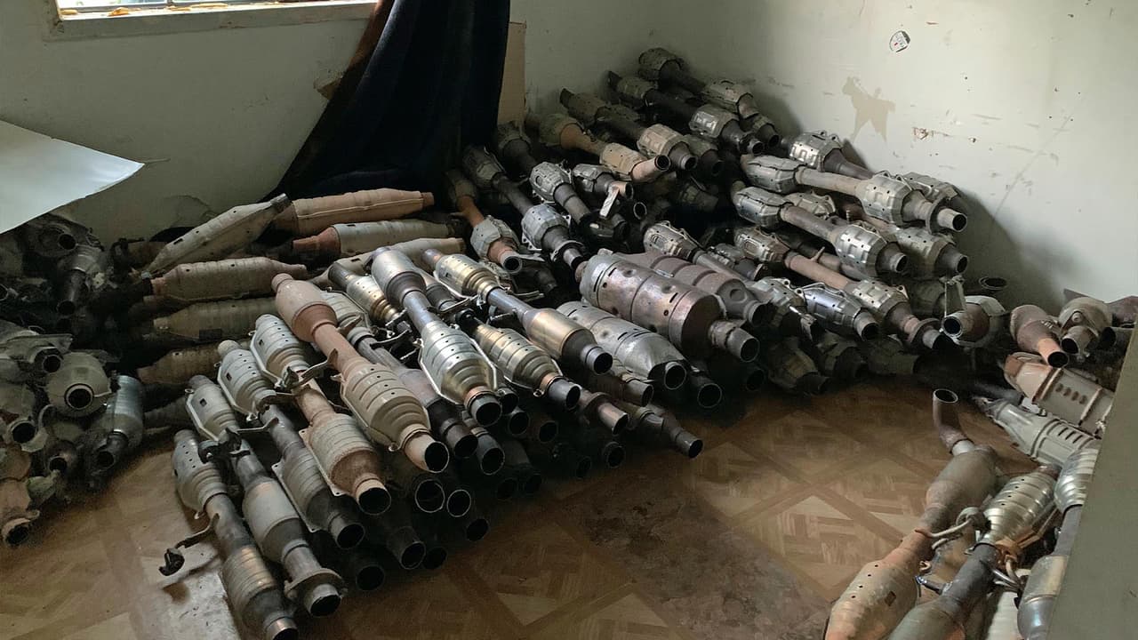 En el operativo, participaron varias agencias de seguridad para lograr el arresto de los sujetos.