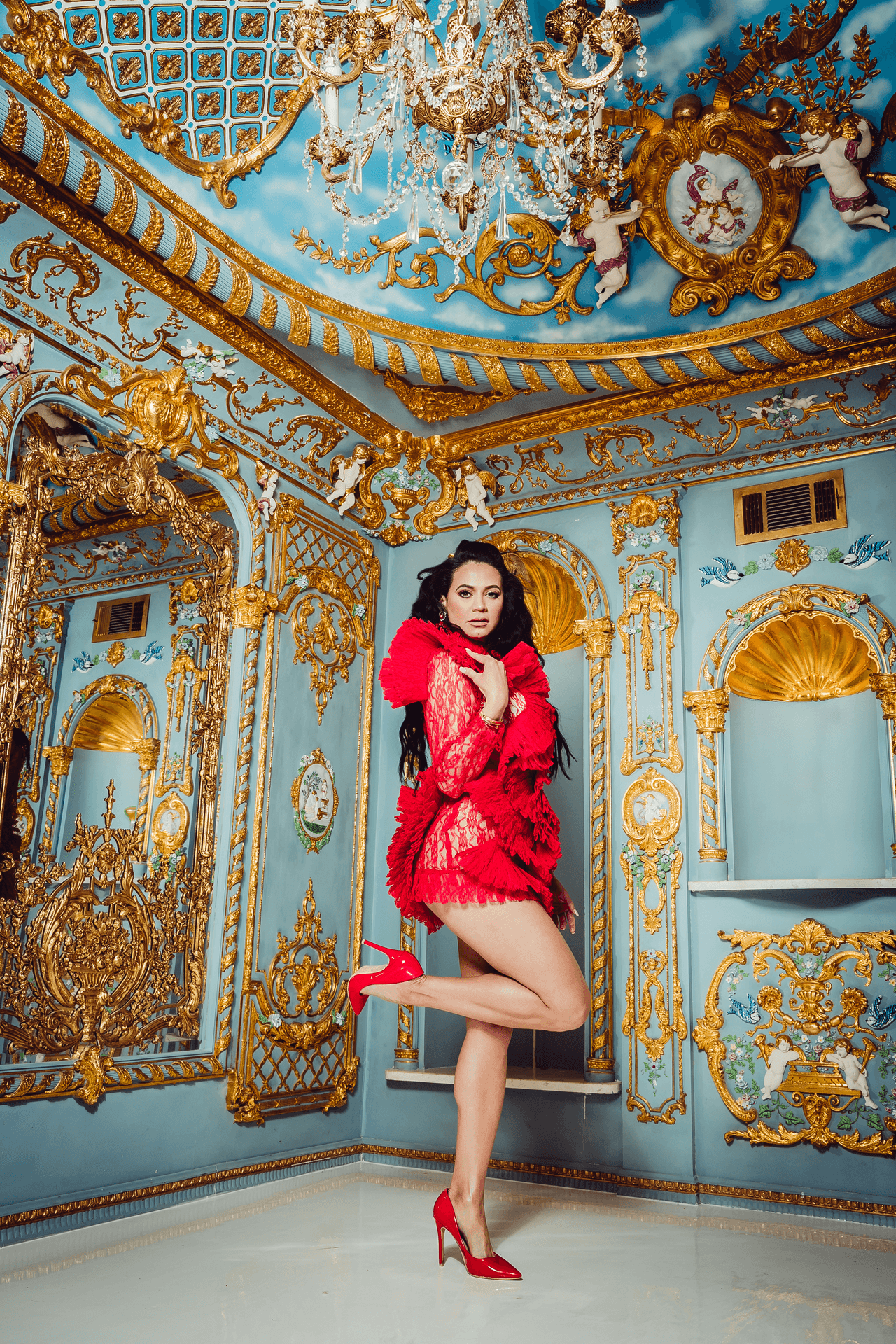 Frecuentemente, vemos que ella comparte mensajes positivos.