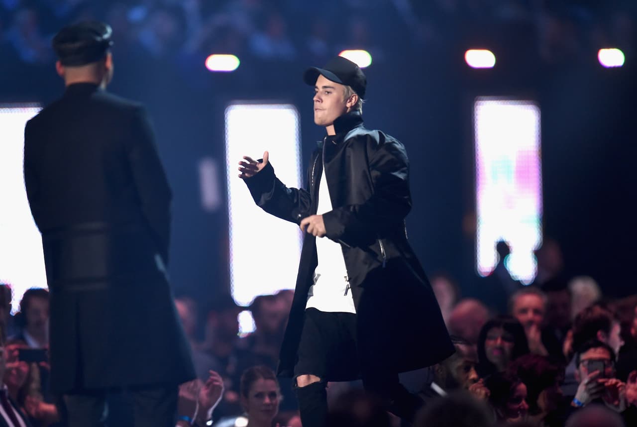 Muy emocionado, agradeció a sus fans y recibió todos los aplausos.