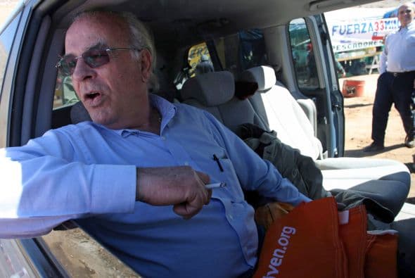 "Queremos estar en este momento, yo digo que de alegría porque están vivos ellos, a darles una palabra más de ánimo, de fuerza, en que van a salir todos con vida".