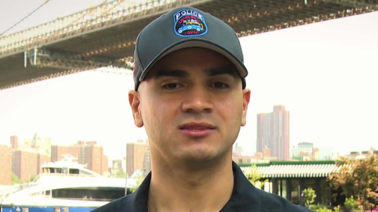 "Estoy muy orgulloso": habla el policía hispano que rescató a una mujer en el Brooklyn Bridge