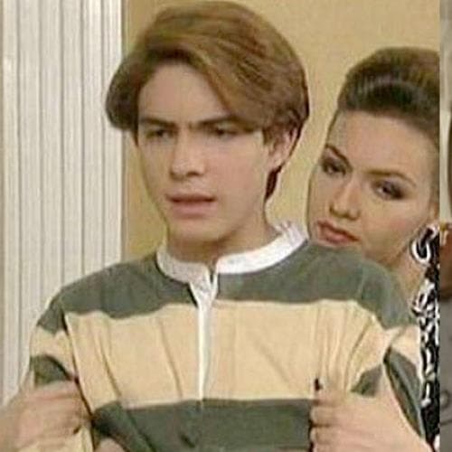 Por fortuna madre e hijo pudieron volverse a ver, 'Nandito' (
<b><a href="http://www.univision.com/temas/osvaldo-benavides">Osvaldo Benavides</a></b>) pudo regresar a casa con su familia, aunque 'Soraya' (
<b><a href="http://www.univision.com/temas/itati-cantoral">Itatí Cantoral</a></b>) fue un impedimento para él y toda la familia 'De la Vega'.