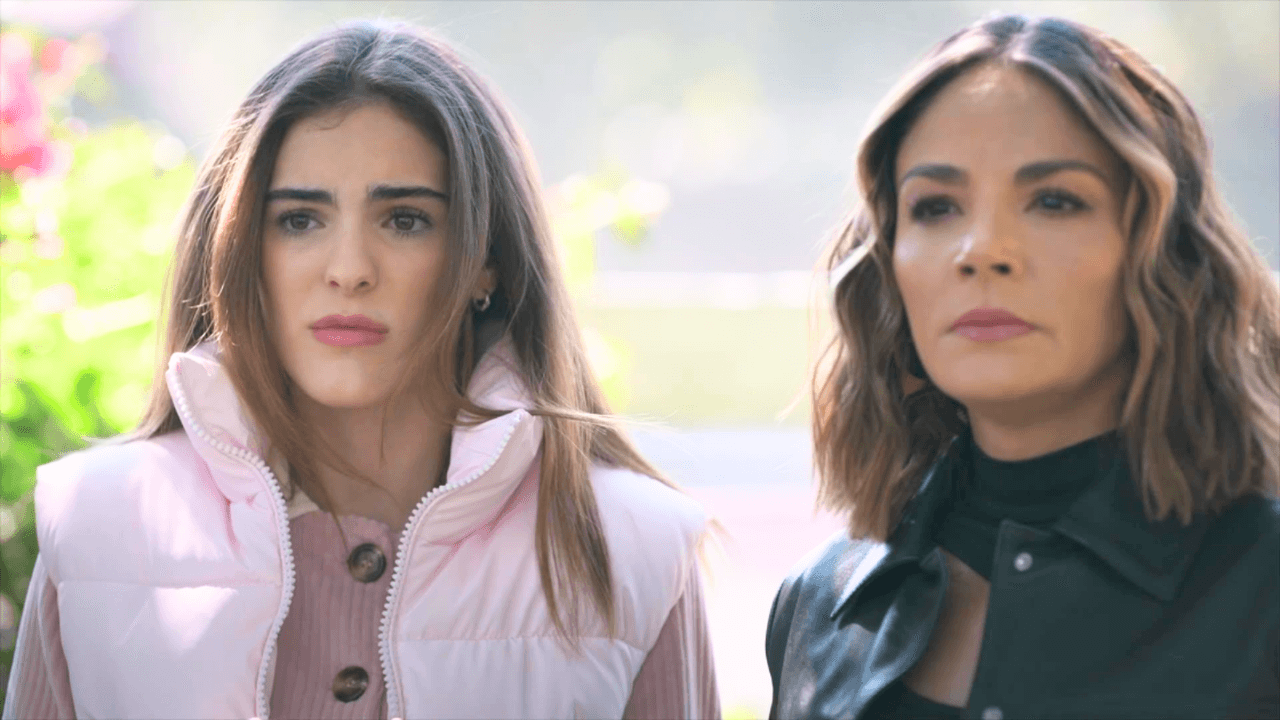 Lía pierde su dignidad una vez más | Hermanas, Un amor Compartido | Capítulo 43
