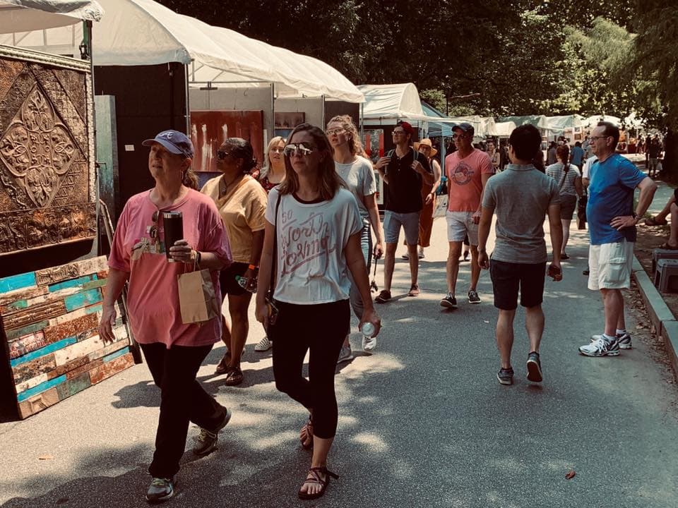 <b><a href="http://piedmontparkartsfestival.com/">Piedmont Park Summer Arts Festival (20 y 21 de agosto)</a></b>. El festival es un evento al aire libre de 2 días con énfasis en las artes visuales y la diversión familiar.