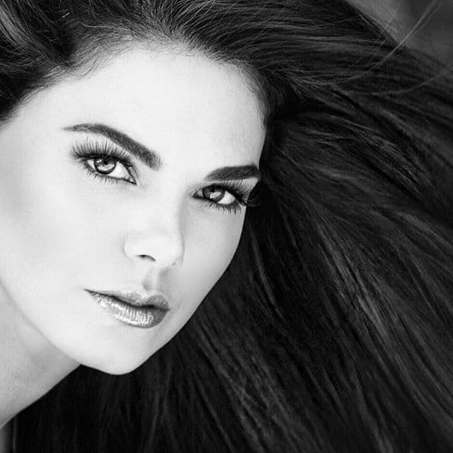 @LiviaBritoP: "Llegó antes que nosotros a ese lugar hermoso nuestro #
<b>JuanGabriel</b>, ése que existe después de ésta vida,una de las tantas que viviremos".